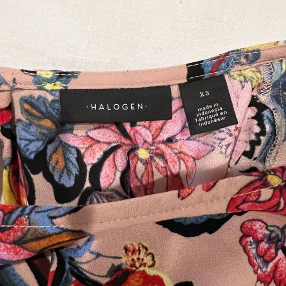 Halogen Ruffle Sleeveless Pink Top - Picture 4 of 4